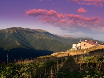 Eho chalet on the main ridge - photo: Central Balkan National Park