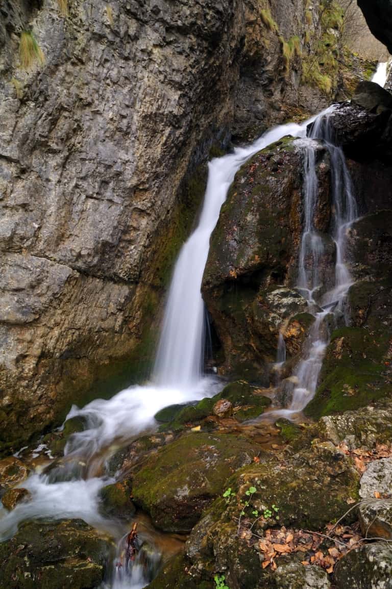 Small waterfall at the Borov kamak trail - photo: Vrachanski Balkan Nature Park