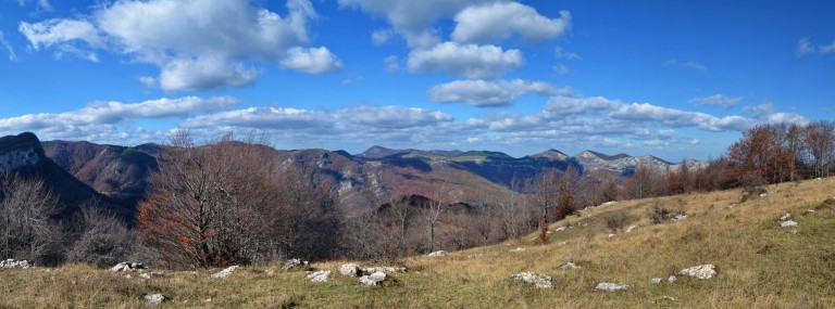 Panorama view of Vrachanski Balkan Nature Park - photo: Vrachanski Balkan Nature Park/Krasimir Lakovski