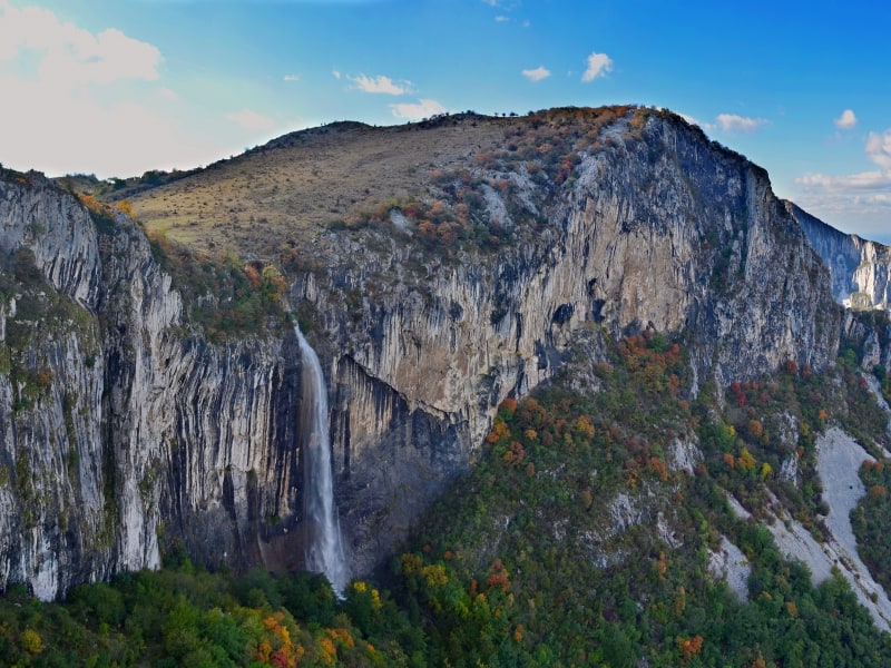 Skaklija Waterfall - Panorama view of Vrachanski Balkan Nature Park- photo: Vrachanski Balkan Nature Park/Krasimir Lakovski